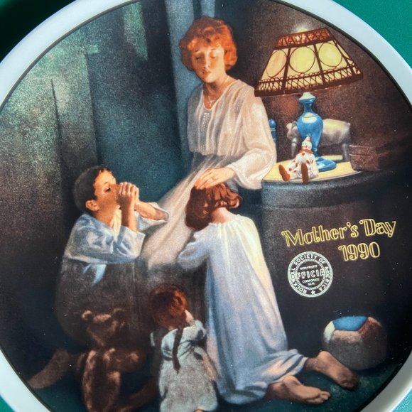 Edwin M Knowles “This is the Room Light Made by Norman Rockwell plate #7061G - Picture 2 of 3